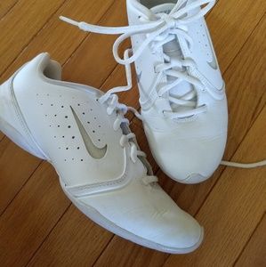 Nike 6.5 White Cheerleader Gym Shoes